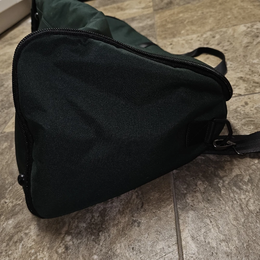 Halfday Travel Duffel Garment Bag Green - Picture 6 of 7